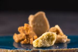 Het verschil tussen CBD wax, crumble en budder